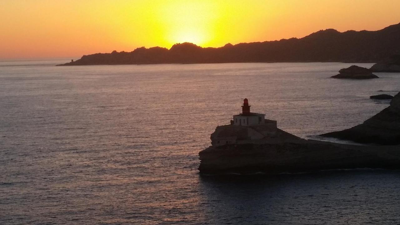 Bonifacio, Maison 90M² Sous Les Oliviers, Vue Sardaigne Bonifacio  Luaran gambar